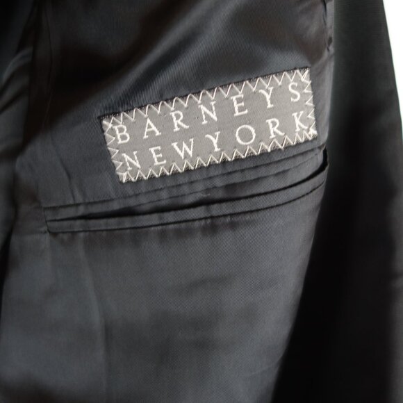 Vintage Mani by Giorgio Armani Double-Breasted Virgin Wool Blazer, Size 40 - Picture 9 of 12